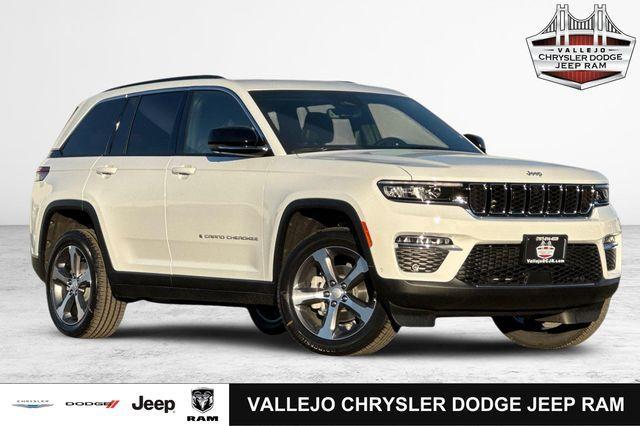new 2025 Jeep Grand Cherokee car, priced at $51,151
