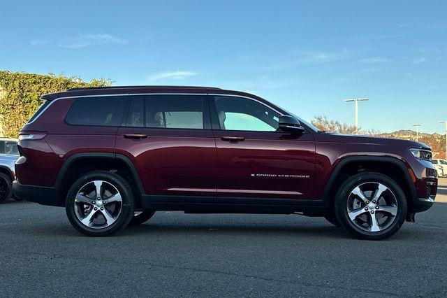 new 2025 Jeep Grand Cherokee L car, priced at $49,760