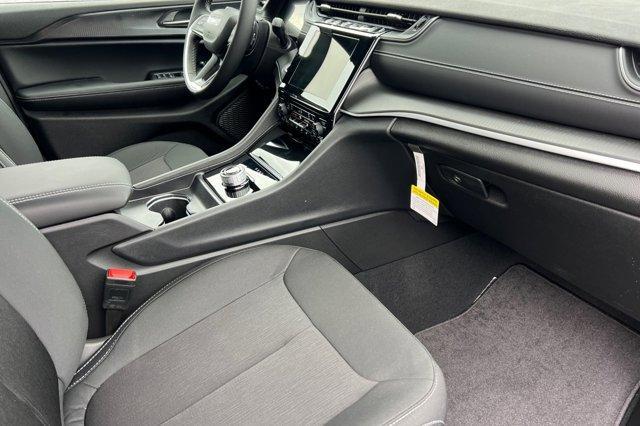 new 2025 Jeep Grand Cherokee car, priced at $42,465
