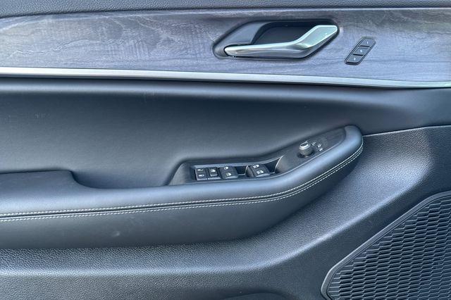 new 2025 Jeep Grand Cherokee car, priced at $49,065