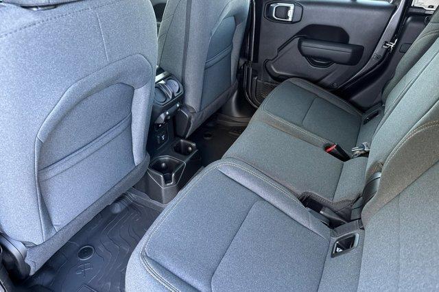 new 2025 Jeep Gladiator car, priced at $45,145