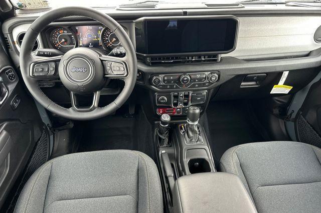 new 2025 Jeep Wrangler car, priced at $53,815