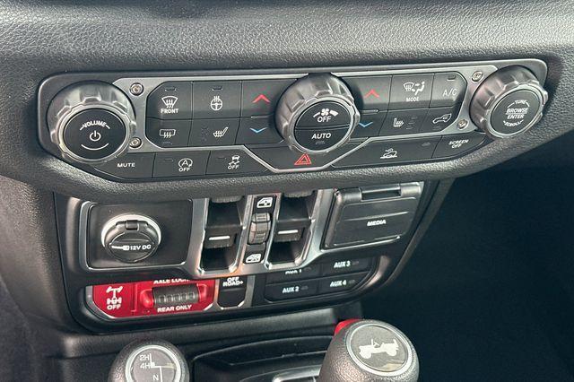 new 2025 Jeep Wrangler car, priced at $53,815