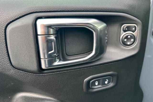 new 2025 Jeep Wrangler car, priced at $53,815