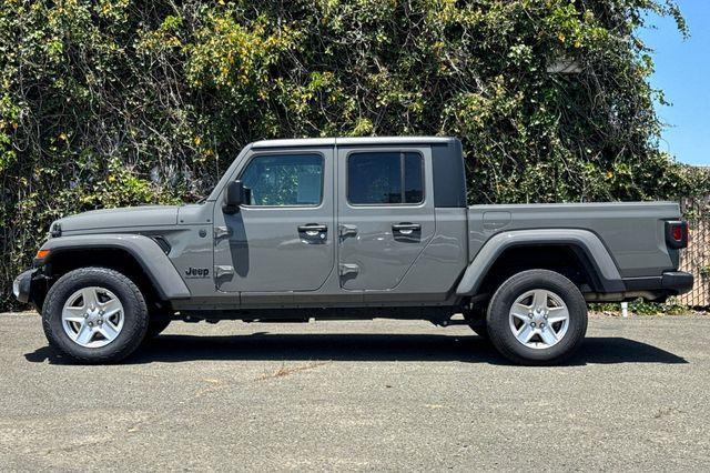 used 2023 Jeep Gladiator car, priced at $30,490