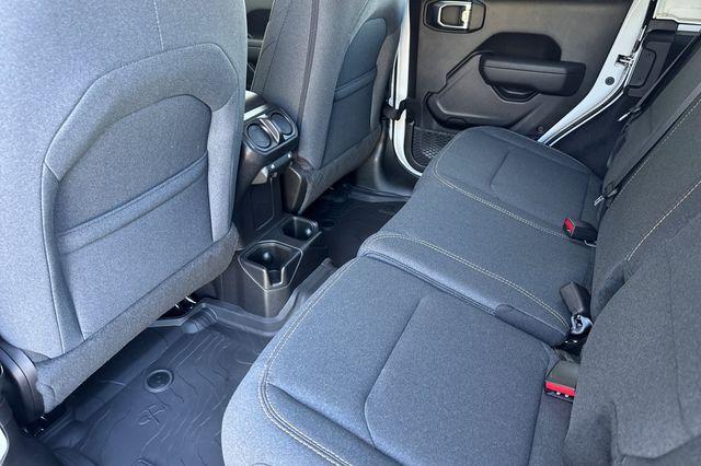 new 2025 Jeep Wrangler car, priced at $47,280