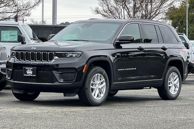 new 2025 Jeep Grand Cherokee car, priced at $39,470