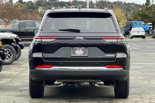 new 2025 Jeep Grand Cherokee car, priced at $38,470