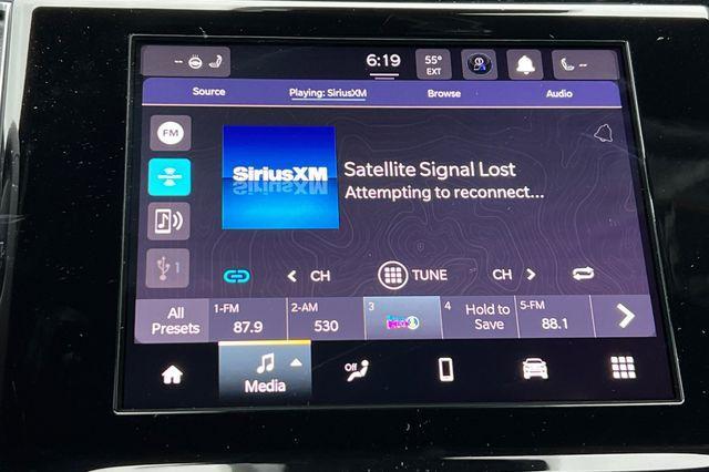 new 2025 Jeep Grand Cherokee car, priced at $40,425