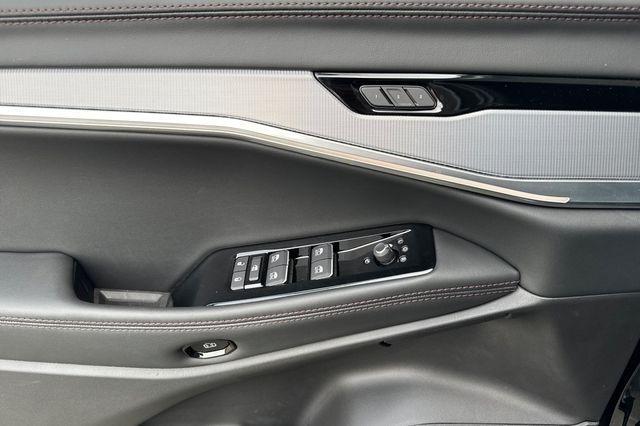 new 2025 Jeep Wagoneer S car, priced at $66,090