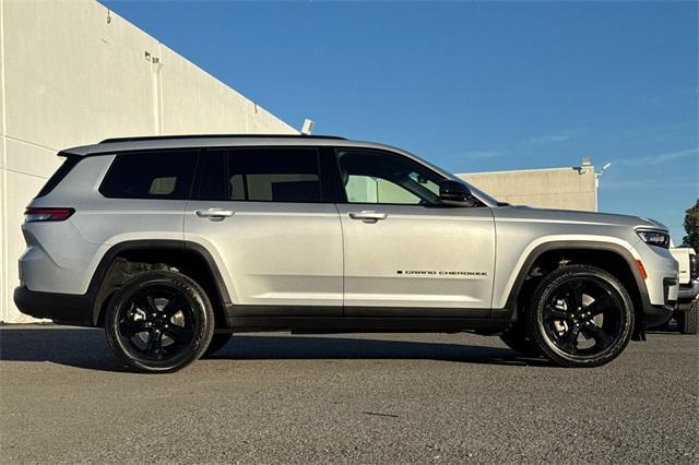 new 2025 Jeep Grand Cherokee L car, priced at $45,175