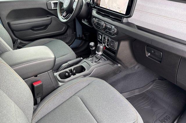 new 2025 Jeep Gladiator car, priced at $45,145
