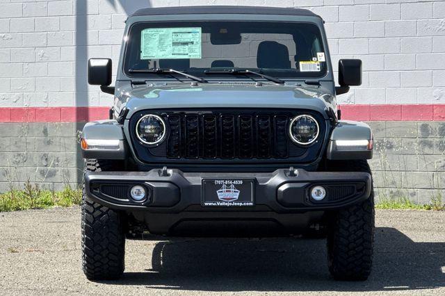 new 2025 Jeep Gladiator car, priced at $46,437