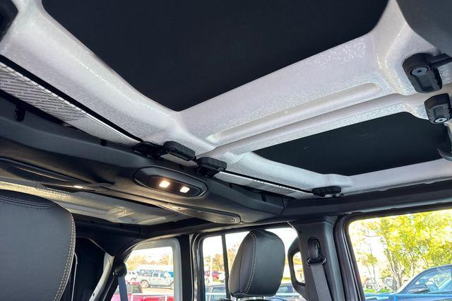 new 2025 Jeep Wrangler car, priced at $47,690