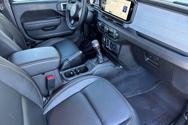 new 2025 Jeep Wrangler car, priced at $47,690