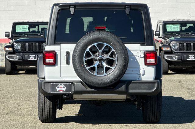 new 2025 Jeep Wrangler car, priced at $47,095