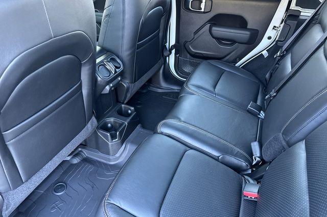 new 2025 Jeep Wrangler car, priced at $47,095