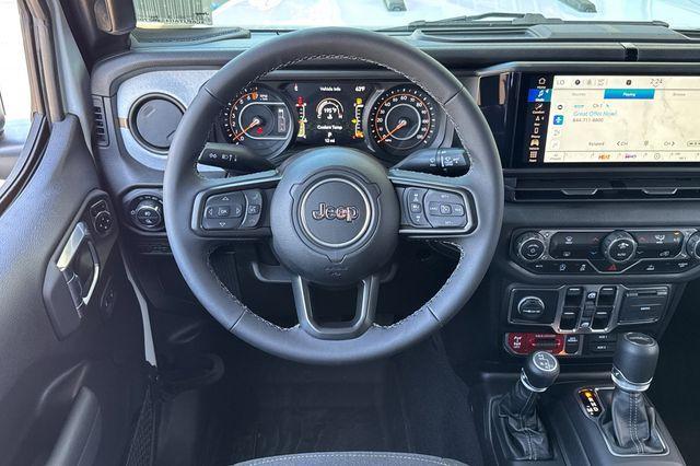 new 2025 Jeep Gladiator car, priced at $45,842