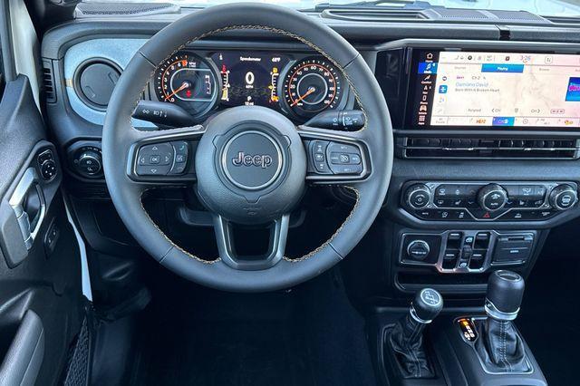 new 2025 Jeep Gladiator car, priced at $44,550