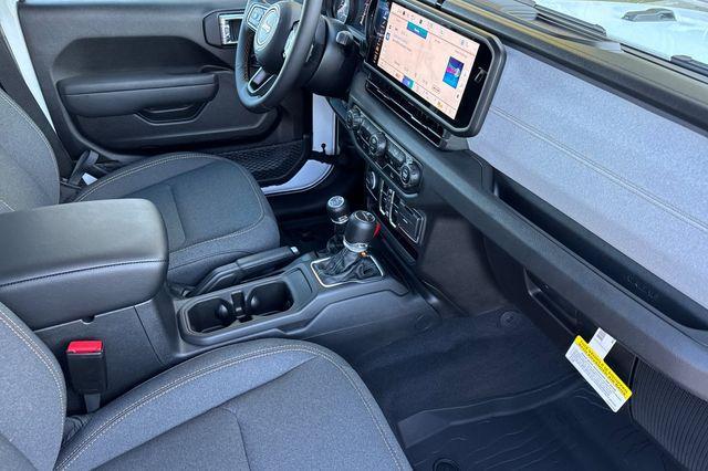 new 2025 Jeep Gladiator car, priced at $44,550