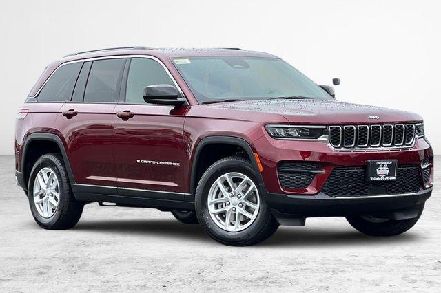 new 2025 Jeep Grand Cherokee car, priced at $39,470