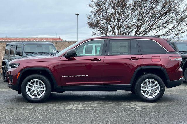 new 2025 Jeep Grand Cherokee car, priced at $39,470