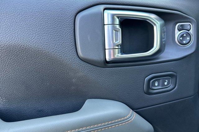 new 2025 Jeep Gladiator car, priced at $55,065