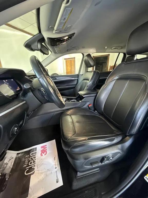 used 2021 Jeep Grand Cherokee L car, priced at $29,495