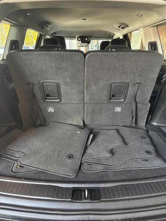 used 2021 Jeep Grand Cherokee L car, priced at $29,495