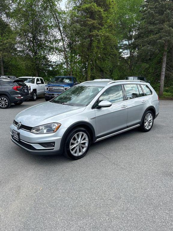 used 2017 Volkswagen Golf Alltrack car, priced at $15,995