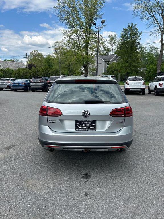 used 2017 Volkswagen Golf Alltrack car, priced at $15,995