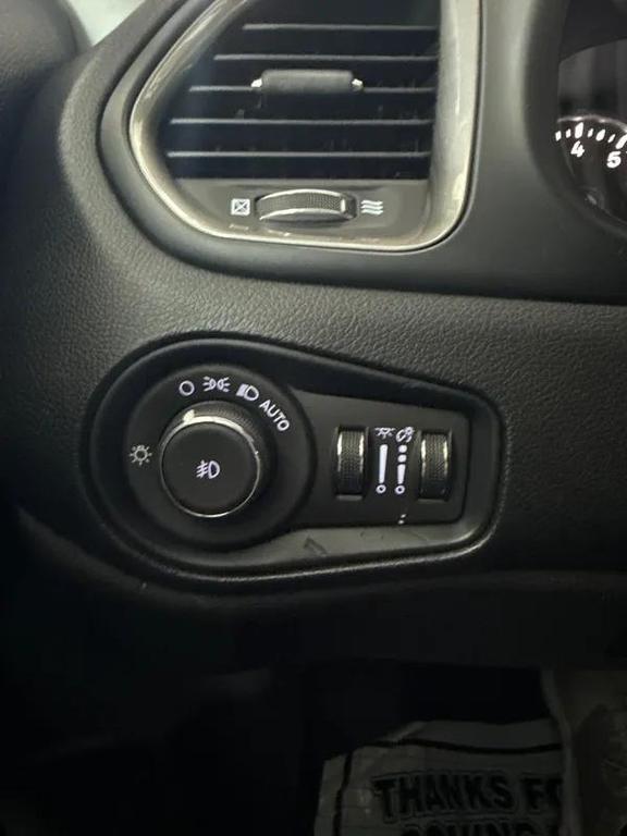 used 2021 Jeep Renegade car, priced at $16,495