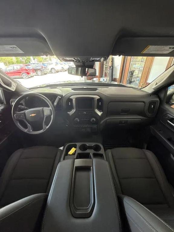 used 2024 Chevrolet Silverado 1500 car, priced at $40,995