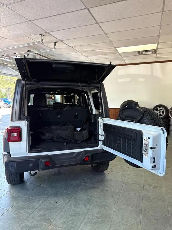 used 2021 Jeep Wrangler Unlimited car, priced at $27,995