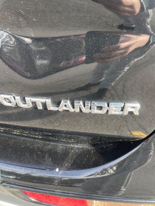used 2015 Mitsubishi Outlander car, priced at $13,895