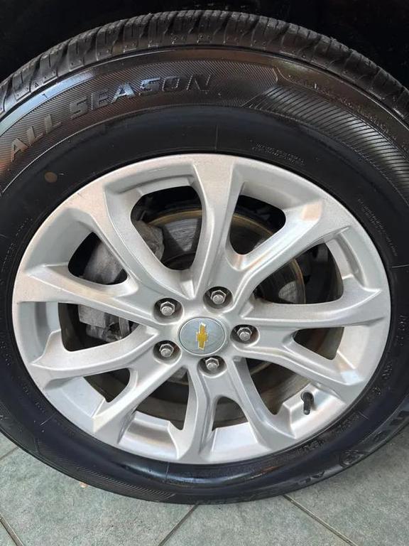 used 2020 Chevrolet Equinox car, priced at $22,495