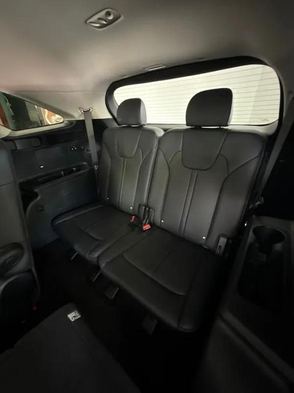 used 2022 Kia Sorento Hybrid car, priced at $21,995