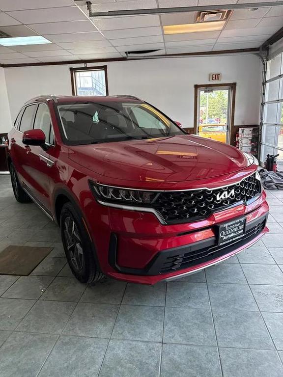 used 2022 Kia Sorento Hybrid car, priced at $21,995