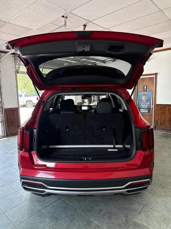 used 2022 Kia Sorento Hybrid car, priced at $21,995