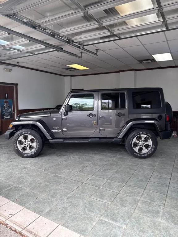 used 2016 Jeep Wrangler Unlimited car, priced at $19,995
