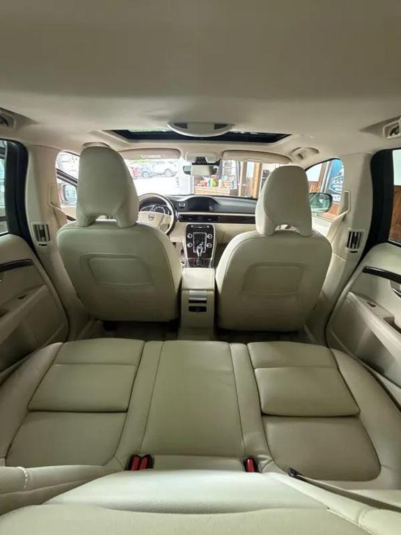 used 2015 Volvo XC70 car, priced at $15,995