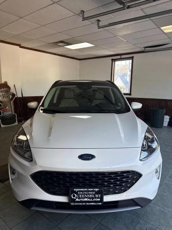 used 2022 Ford Escape car, priced at $20,995