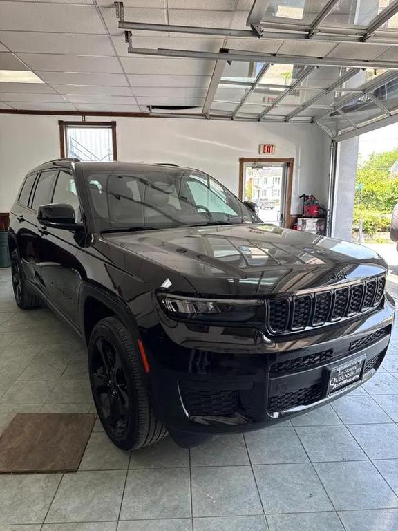 used 2023 Jeep Grand Cherokee L car, priced at $28,495
