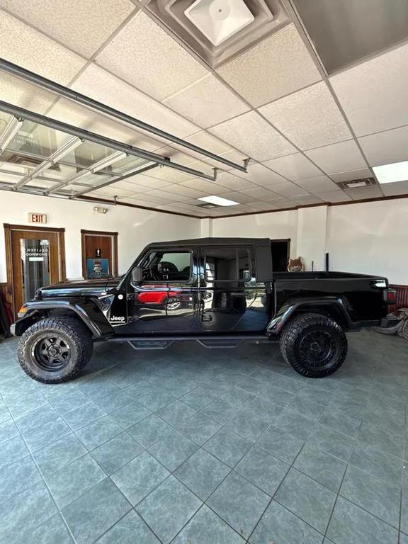 used 2020 Jeep Gladiator car, priced at $27,995