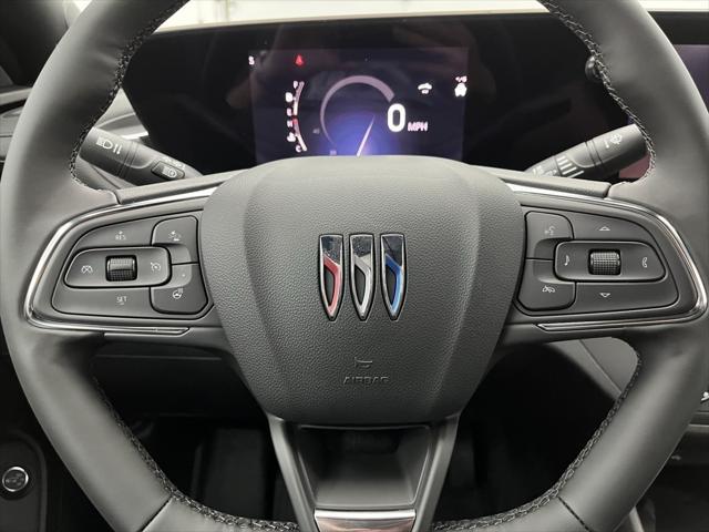 new 2025 Buick Envista car, priced at $27,697