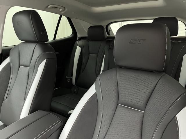 new 2025 Buick Envision car, priced at $42,385