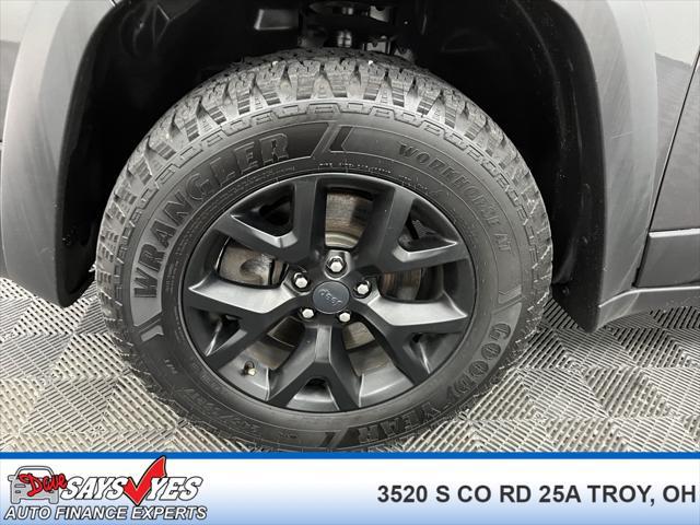 used 2017 Jeep Cherokee car, priced at $17,998