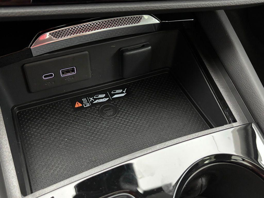 new 2025 Buick Envision car, priced at $43,085