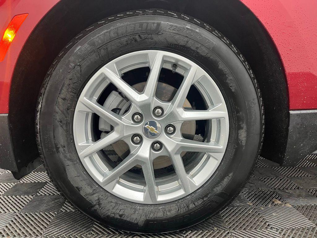used 2022 Chevrolet Equinox car, priced at $20,332