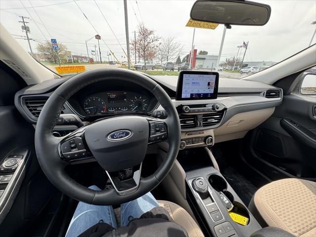 used 2022 Ford Escape car, priced at $25,995